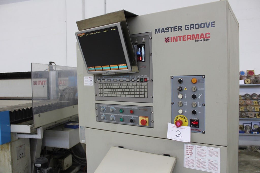 INTERMAC Master Groove 1500  1997